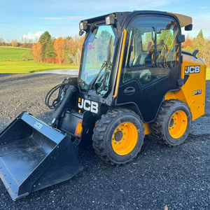 Cargadora Compacta de Ruedas JCB 210 con Motor Diésel de Alto Rendimiento, Cargadora de Construcción con Hidráulica Resistente y Motor de Construcción de Alta Resistencia - Product Image 1