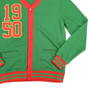 Suéter cárdigan de inspiración universitaria Vintage para mujer personalizado con logotipo bordado para espíritu escolar en invierno - Product Image 6