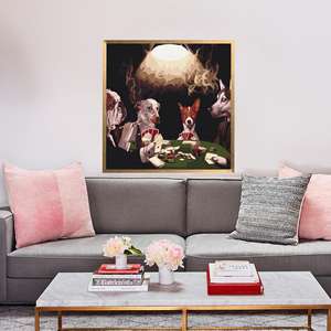 Tableau imprimé sur toile : Chiens jouant au poker pour la décoration moderne de la maison, encadré or. - Product Image 1