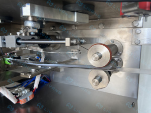 Machine d'emballage entièrement automatique pour sachets de thé intérieurs et extérieurs avec ficelle, étiquette et enveloppe pour mélanges de tisanes - Product Image 5