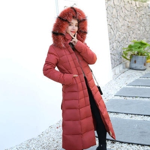 Long manteau d'hiver personnalisé pour femmes Veste bouffante épaisse avec col en fourrure amovible et tissu doux et confortable - Product Image 4