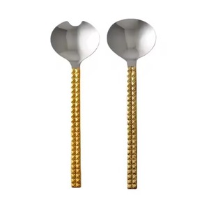 Serveurs à salade métalliques de haute qualité, ensemble de 2 pièces, faits à la main pour une utilisation en cuisine - Product Image 5