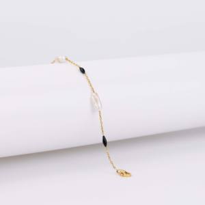 Pulsera de Cadena con Perlas de Agua Dulce y Esmalte Negro, Joyería Turca Hecha a Mano en Plata de Ley 925, Venta al Por Mayor - Product Image 4