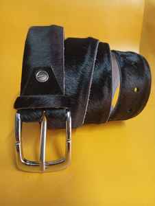 Wholesale Unisex Vintage Genuine Leather <b>Belts</b> Custom Logo Handcrafted Heavy Alloy <b>Buckle</b> Stylish Cowhide Hair-on Waterproof - Product Image 4