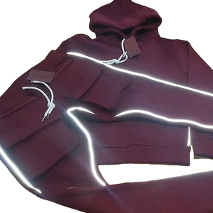 Survêtement de sport deux pièces unisexe personnalisé pour l'hiver Jogger Service OEM Dessin technique réfléchissant Vêtements de sport décontractés pour hommes et femmes - Product Image 4