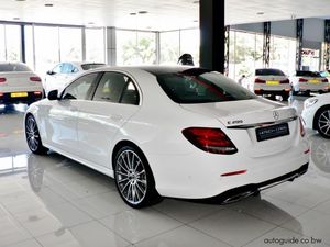 Mercedes-Benz E200 AMG SUV 2019 Usado, Asientos de Cuero, Volante a la Derecha/Izquierda, Transmisión Automática, Auto Usado - Product Image 3