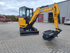 Miniexcavadora compacta sobre orugas JCB 26C-1 de 2,6 toneladas con motor diésel y sistema hidráulico Bosch - Product Image 3