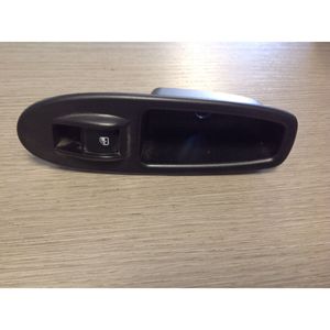แผงปุ่มด้านหลังขวา FIAT 500 L Series (351_352) 7355551570 (12>) - Product Image 1