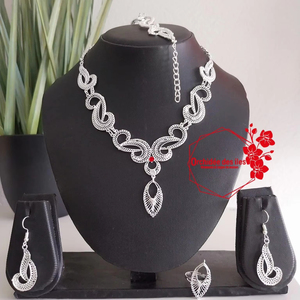 2024 Vintage italiano inspirado 24K chapado en oro cobre collar conjunto de joyería de moda directo de EE. UU. Francia Comoras Mayotte - Product Image 1