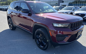 Usado 2024 Jeep Grand Cherokee Altitude X SUV - Product Image 3