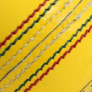 Pelota de Cricket Personalizada con Logotipo, Cosida a Mano, de Cuero de Primera Calidad, Marca Foge Sport FS-5205, Transpirable y Cómoda - Product Image 6