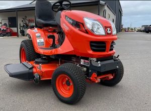 kubota Lawn Mower Model 44556 4-Stroke 139cc Hydraulic 150L Grass <b>Box</b> - Product Image 2