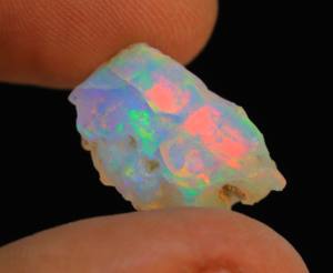 Attrayant opale éthiopienne de qualité supérieure rugueuse-naturelle Multi Flashy Color Play Opal Raw pour la fabrication de bijoux - Product Image 1