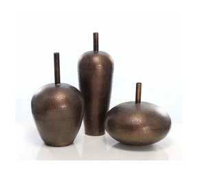 Diseño de lujo Florero de metal de hierro Maceta Uso para la decoración del hogar y el jardín Tamaño personalizado Hecho a mano al por mayor a granel - Product Image 6