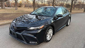 Toyota Camry SE 2021 d'occasion en excellent état - Product Image 3