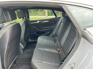 Offre Spéciale : Volkswagen Arteon 2023 d'occasion, état impeccable. 0 T - PRÊT À EXPÉDIER - Product Image 3