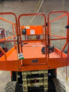 Plataforma elevadora de tijera JLG ERT4069 - Product Image 3