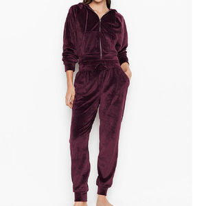 Wholesale Women <b>Velour</b> Tracksuit Velvet Two Piece <b>Set</b> Zipper Jacket and Pants Comfortable <b>Lounge</b> Wear Outfit Velvet Tracksuit - Product Image 3