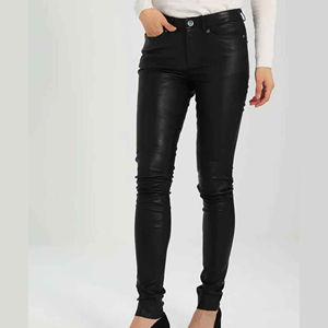 กางเกงหนังผู้หญิงแบบใหม่ เนื้อผ้ามันเงา เอวยืดหยุ่น ทรงขาตรง ความยาวเจ็ดนิ้ว สไตล์สตรีทแวร์ สำหรับฤดูหนาว - Product Image 2