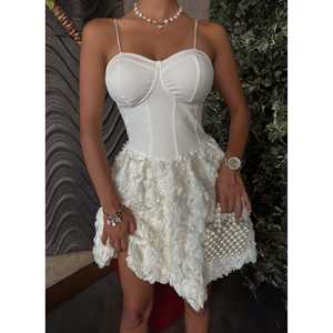 Robe 2171 faite à la main importée avec imprimé floral rose, silhouette trapèze sans bretelles, taille naturelle, tissu organza - Product Image 1