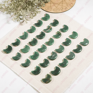 Vente en gros de mini-pierres de lune en jade vert de qualité supérieure, sculptées et écologiques, pour la méditation Feng Shui et la décoration intérieure - Product Image 4