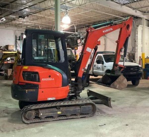 Excavatrice 2018 KX033-4R3-Puissance compacte avec une précision exceptionnelle - Product Image 1