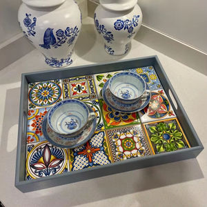 Bandeja otomana de madera de nogal moderna con asas Bandeja de servicio para decoración de sala de estar Idea de regalo para el hogar - Product Image 1