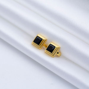 Boucles d'oreilles carrées en CZ noir, fabrication artisanale turque, vente en gros, bijoux en argent sterling 925 - Product Image 4