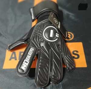 Gants de gardien de but personnalisables Manipulation du ballon de haut niveau Coupes personnalisables Couleurs Tailles Fabriqué Caoutchouc injecté durable - Product Image 2