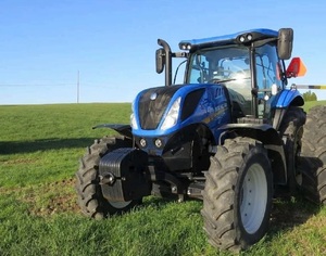 PROVEEDOR VERIFICADO de Tractor Usado NEW HOLLAND T7.230 2019, 225hp, 4WD, Tractor con Ruedas Azules, Transmisión por Engranajes, Alta Productividad - Product Image 1