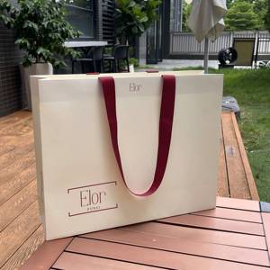 2025 xu hướng tùy chỉnh các tông sang trọng in Túi giấy Kraft Túi Quà Tặng giấy với ruy băng xử lý cho Túi mua sắm - Product Image 1