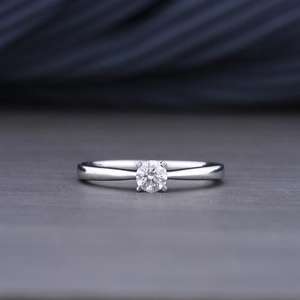 Bague de fiançailles personnalisée en diamant blanc 1 TCW ronde taille brillante CVD/HPHT or blanc 14kt/18kt excellente taille - Product Image 1