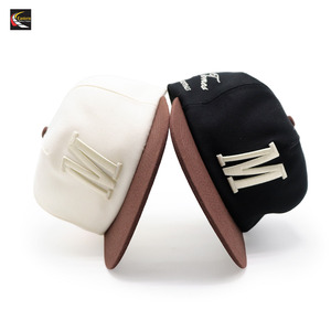 หมวกเบสบอลปักลายสำหรับผู้หญิงหมวกกีฬา5แผง4U หมวกเบสบอลมีโลโก้แบบกำหนดเอง - Product Image 1