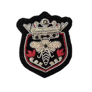 Badges brodés faits main de luxe, écussons personnalisés - Tissu écologique (toile) pour vêtements, chapeaux, gants |   Classique personnalisé - Product Image 5