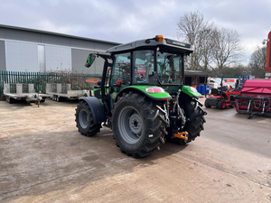 รถแทรกเตอร์ฟาร์มมือสอง Deutz Fahr 5070D Keyline 4WD 85 แรงม้า พร้อมปั๊มในสต็อก และคุณสมบัติระดับพรีเมียมสำหรับเกษตรกรมืออาชีพ - Product Image 4