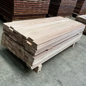 Madera de Pino, Abeto, Cedro y Madera Blanda al por Mayor para Construcción, Madera para Estructuras, Paneles de Madera y Vigas de Madera - Product Image 1