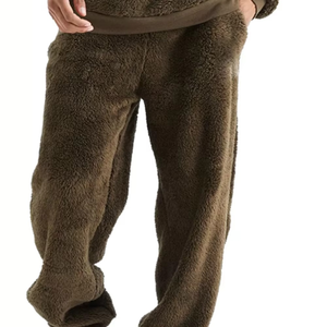 Vente en gros de tenues de jogging Vêtements de sport Ensembles de survêtements en polyester pour homme Pull à capuche avec poche kangourou - Product Image 6