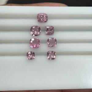 Coussin de pierre de naissance d'août Pierres précieuses rubis spinelle rose naturel Variété de taille libre en vrac pour la fabrication de bijoux - Product Image 3