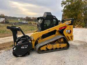 รถตักล้อยางขนาดเล็ก CAT 299D3 XE คุณภาพดี พร้อมหัวบดไม้ CAT HM418C มีสินค้าในสต็อก - Product Image 2