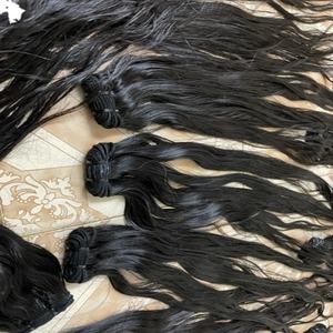 EXTENSION DE CHEVEUX HUMAINS bruts AVEC FERMETURES EN DENTELLE NATURELLE 5X5 DE LONGUEUR 10 À 32 POUCES - Product Image 1