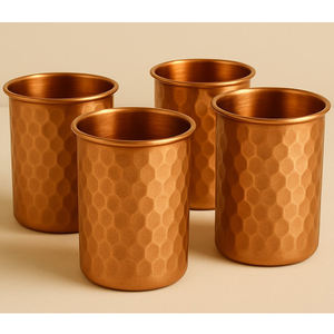 Jarra de agua de cobre puro de calidad de exportación, jarra de cobre de 1,5 l, jarra India hecha a mano, precio más bajo, diseño martillado con diamantes para decoración del hogar - Product Image 2