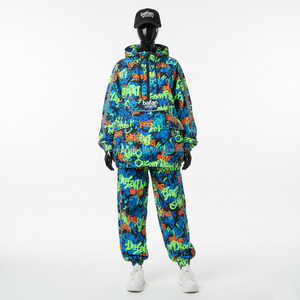 Conjunto de cortavientos con estampado de grafiti para mujer GSM Premium poliéster ligero chándal logotipo personalizado Transferencia de Calor cortavientos de talla grande - Product Image 4