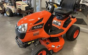 Tractor cortacésped Kubo T2290 más vendido con motor, bomba, engranajes y caja de cambios - Product Image 3