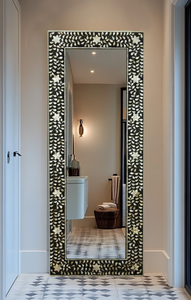 Miroir mural suspendu de luxe fabriqué à la main au design moderne 100% incrustation d'os en bois naturel personnalisé pour une utilisation directe en Inde - Product Image 3