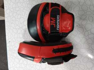 Manoplas de enfoque de boxeo de alta calidad para punzonado Target MMA Martial Arts Focus Pad - Product Image 5