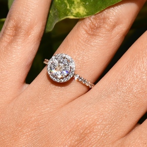 Bague en diamant naturel véritable or 14 carats 18 carats coupe brillante bijoux de déclaration certifiés par une tierce partie pour son cadeau d'anniversaire de mariage - Product Image 1