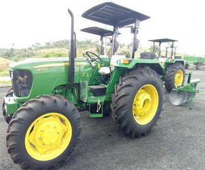 รถแทรกเตอร์จอห์นเดียร์ รุ่น 5075E กำลัง 75 แรงม้า ขับเคลื่อน 4 ล้อ สำหรับงานเกษตรกรรม พร้อมกระบะตักด้านหน้า ใช้งานมาแล้ว 40001-50000 ชั่วโมง  พร้อมเครื่องยนต์ แบริ่ง และอุปกรณ์ต่างๆ - Product Image 1