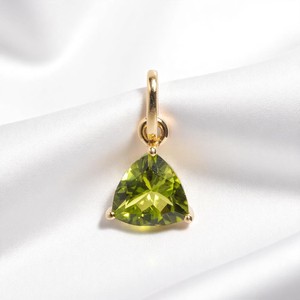 Pierre de naissance péridot trillion pendentif broche réglage breloques bijoux bijoux de mode en gros bas prix pendentifs - Product Image 1
