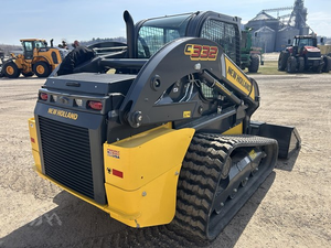 รถตักล้อยางขนาดเล็ก New Holland C332 ปี 2023 มือสองสำหรับขาย |   รถแทรกเตอร์ NEW and HOLLAND C332 ปี 2023 สำหรับขาย - Product Image 2