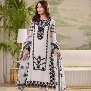 Lujoso conjunto de vestido informal de Fox Georgette semicosido bordado pesado diamante lentejuelas adornado Dupatta largo encaje decorado - Product Image 1